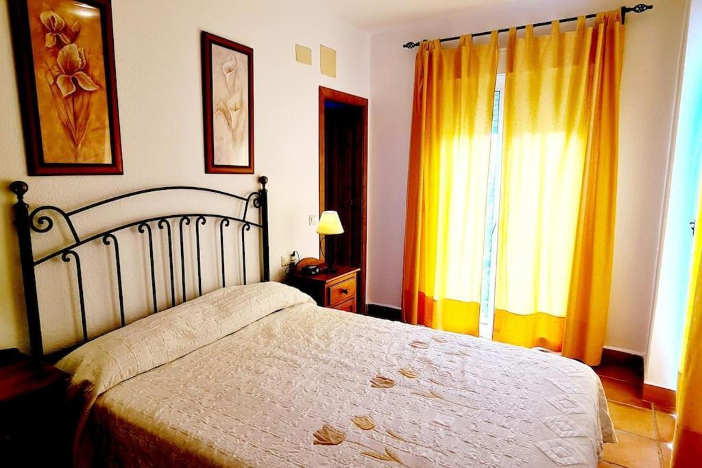 Atico Duplex Con Vistas Al Mar En Zahara De Los Atunes Exteriör bild